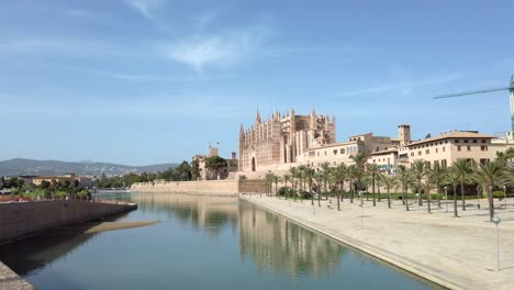 Back-of-the-Cathedral-of-Palma-de-Mallorca-built-in-a-catalan-gothic-style