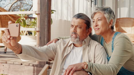 video call, phone or senior couple