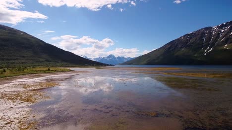 Antena-De-Un-Fiordo-En-El-Norte-De-Noruega.