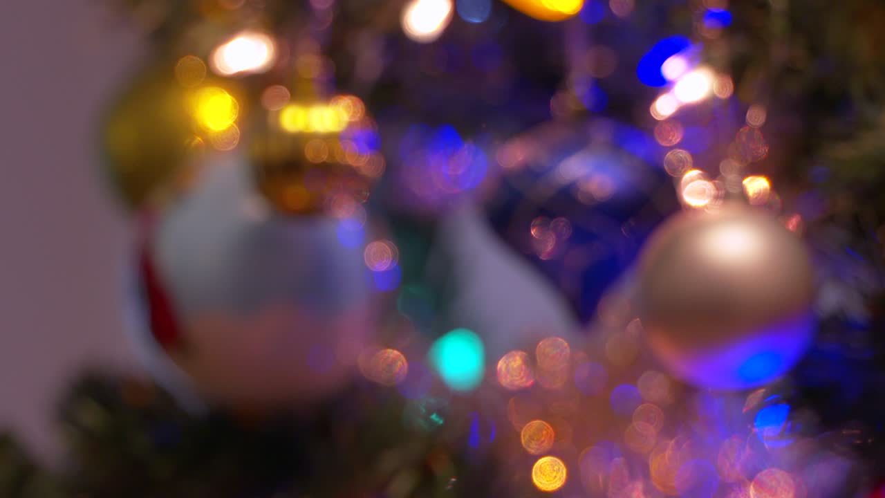 Julekugler med fokusskift BC 4K UHD.