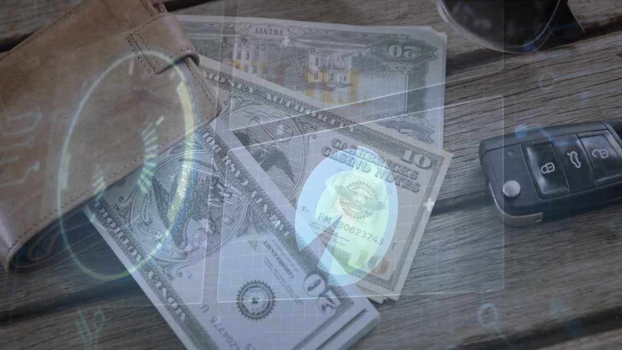 Barrido holográfico en movimiento que se desplaza de izquierda a derecha, resaltando billetes de EE. UU. debajo de una cartera color tostado