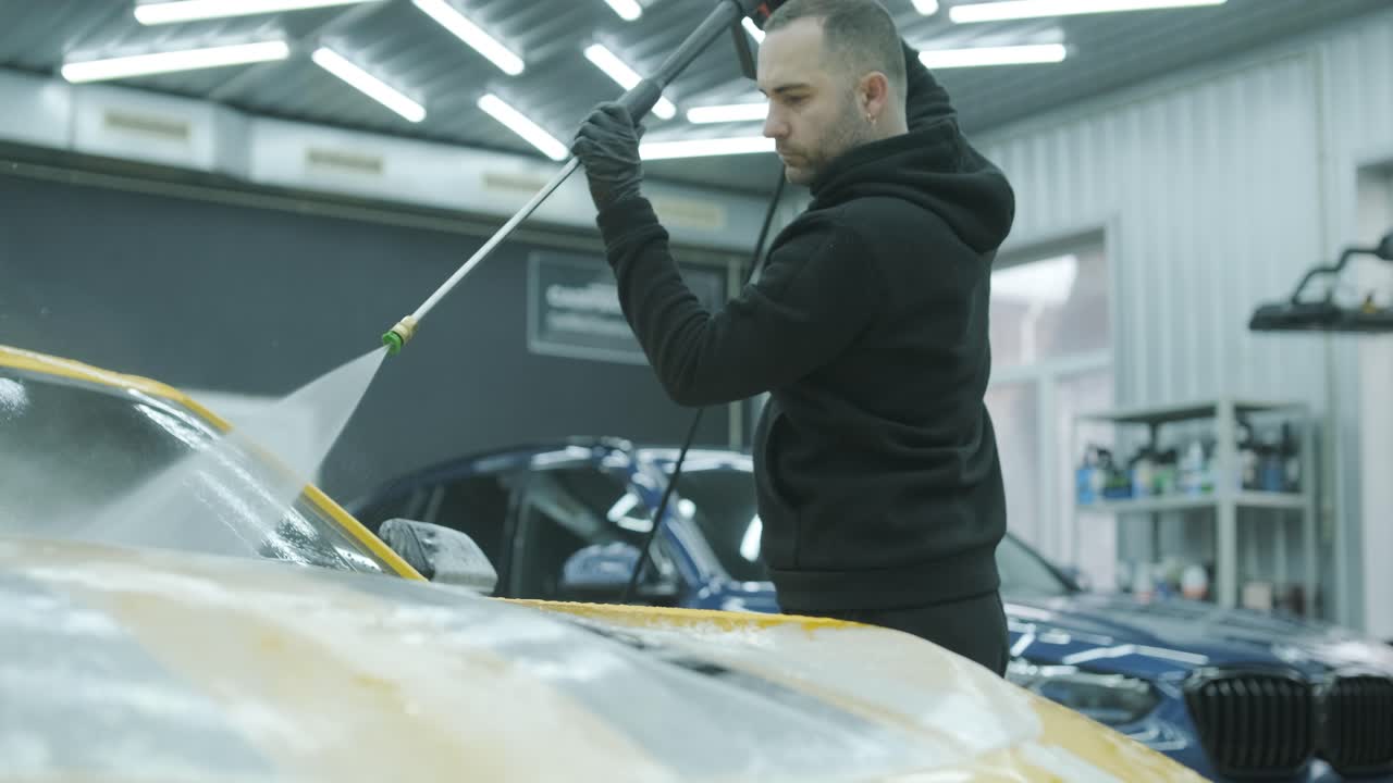 Professional Car Detailing – Washing, Ceramic Coating, and Interior Cleaning