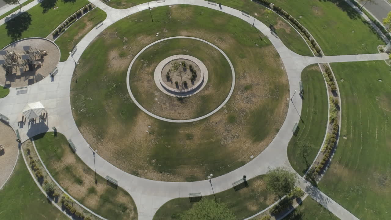 aéreo - sobrevuelo de drones del parque suburbano circular