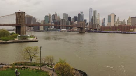 An-aerial-view-over-the-East-River-on-a-cloudy-day