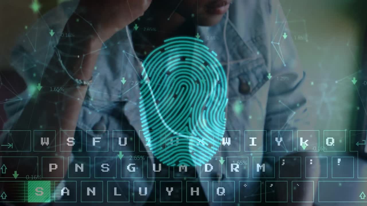 animación de la red de conexiones, teclado e iconos sobre una adolescente afroamericana