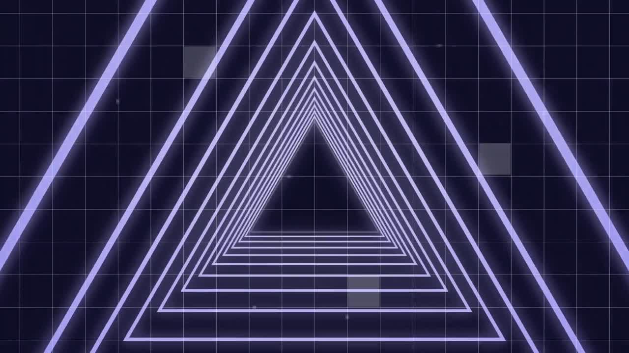 moviéndose a través de un túnel triangular