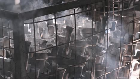 metal-smoking-at-the-aluminium-foundry