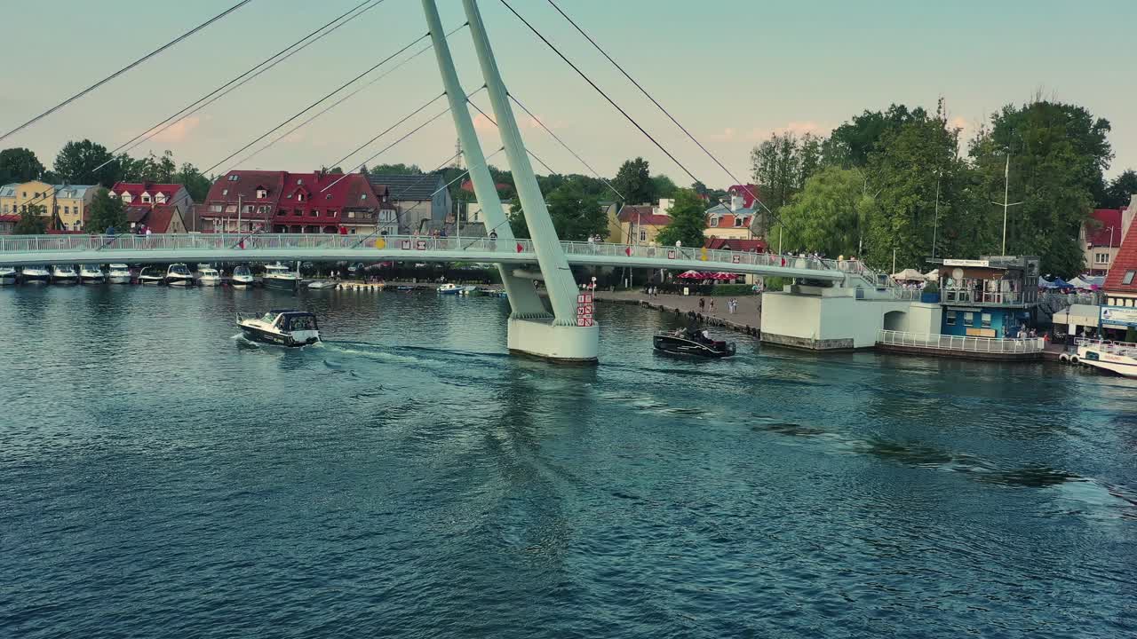 Pedestrian bridge in the city of Mikołajki.