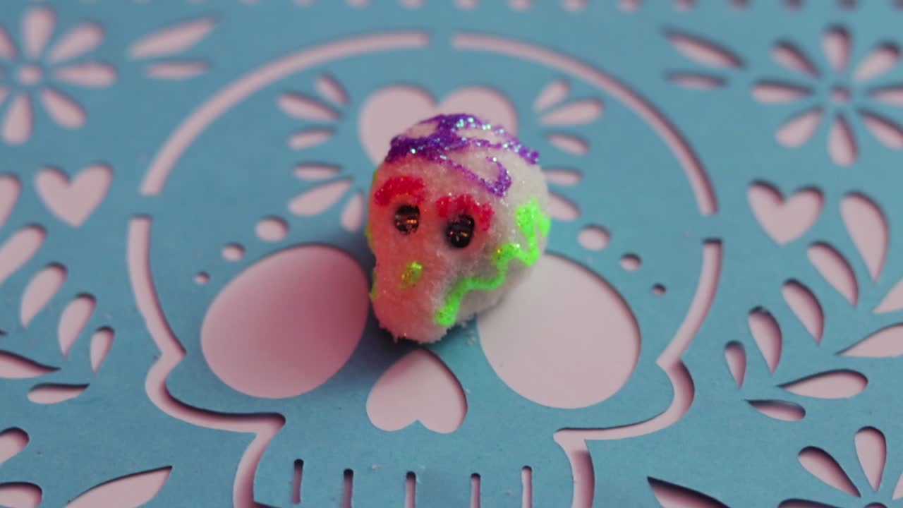 ディア・デ・ムエルトス、ミニシュガースカル、パペルピカド