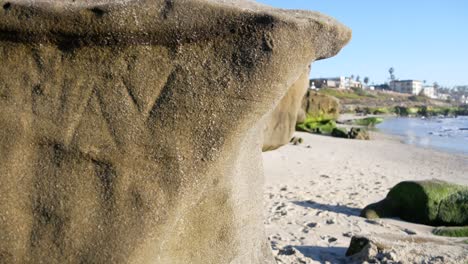 Un-Video-De-Rocas-En-La-Playa-La-Jolla-En-San-Diego