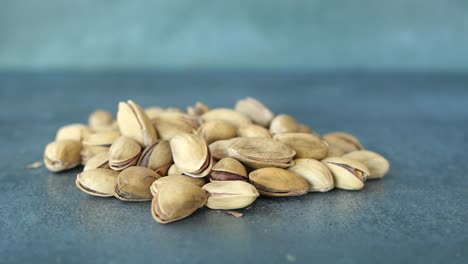el montón de pistachos