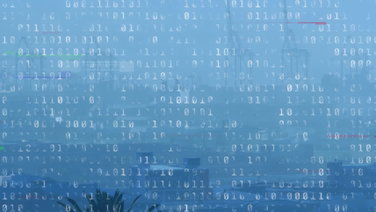 animación de códigos binarios de bucle intermitentes sobre la niebla cubierta por edificios modernos en construcción