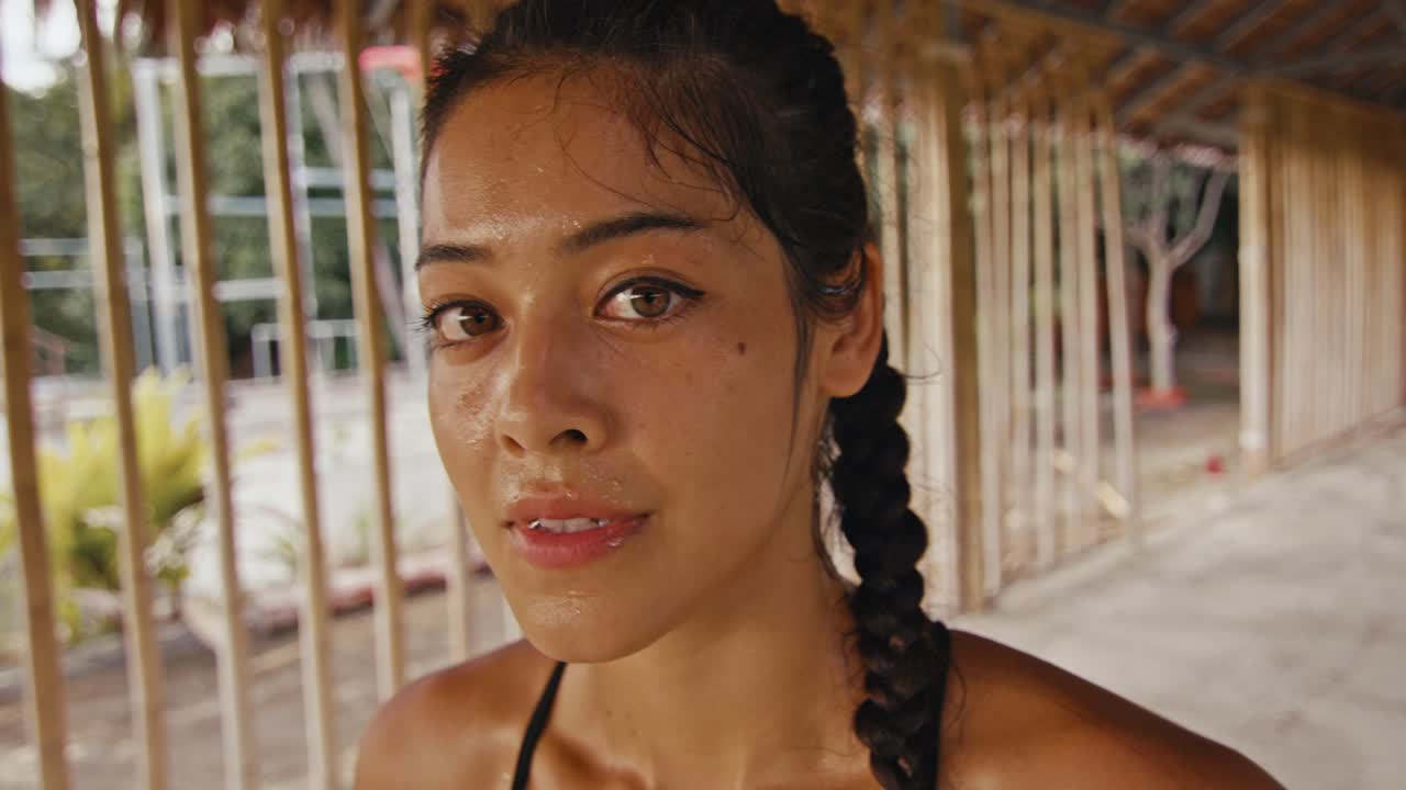 야외 운동 을 하는 여자