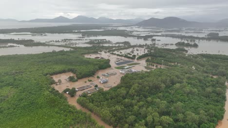 flooding from the barron river in trinity park and smithfield after cyclone jasper, cairns