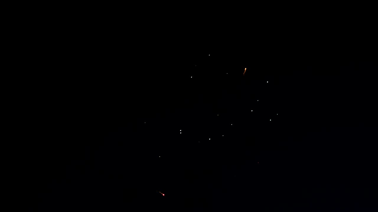 fuegos artificiales en el día de la ciudad fiesta en el cielo nocturno