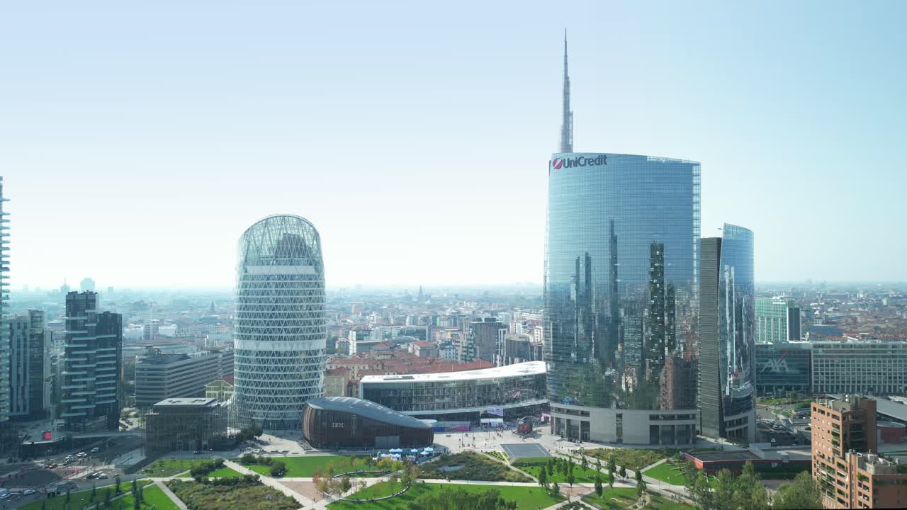 milán, italia, los rascacielos del centro gae aulenti, el nuevo horizonte de milán