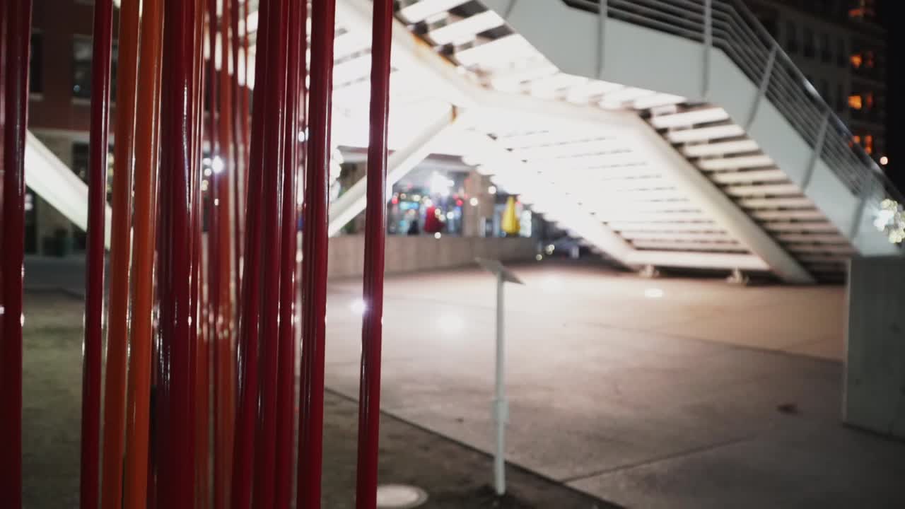 centro de denver - área del puente milenario en la noche