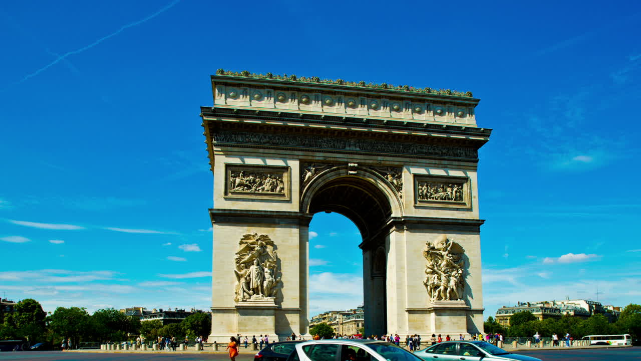 arc triomfe versión 15