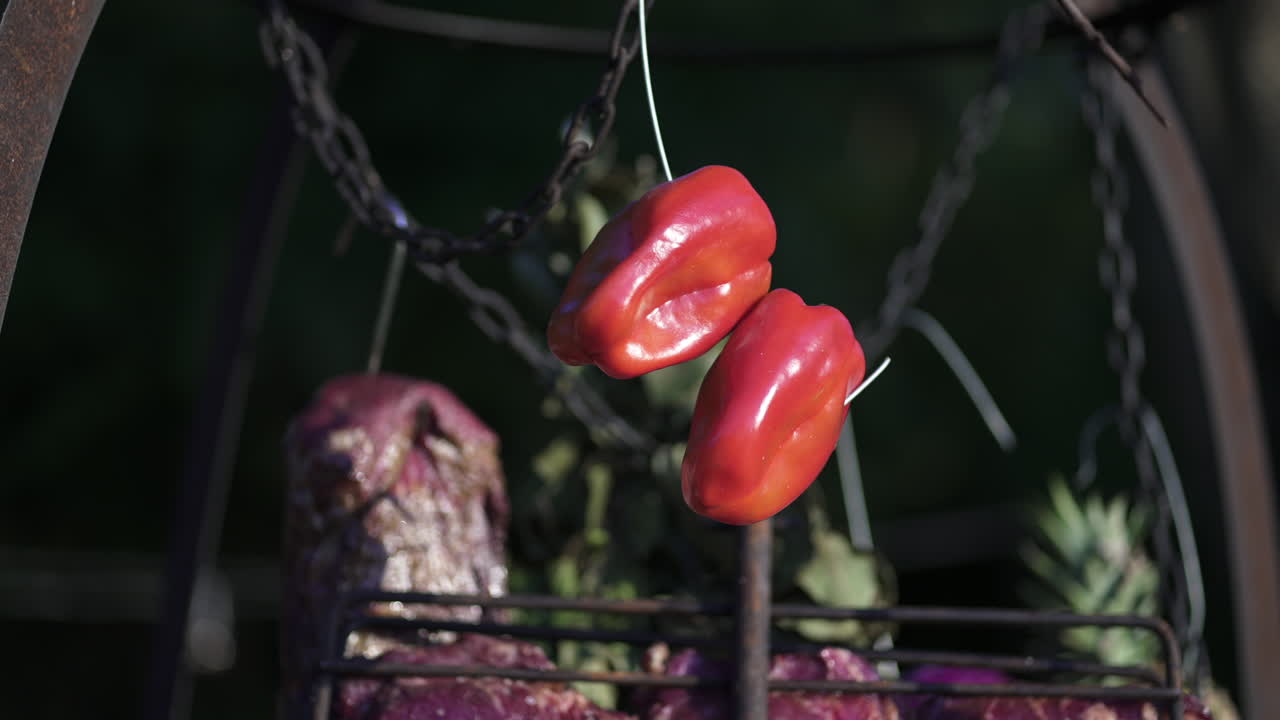 친구 들 과 함께 축하 하기 위해 준비 된 신선 한 은 고추, 준비 된 재료