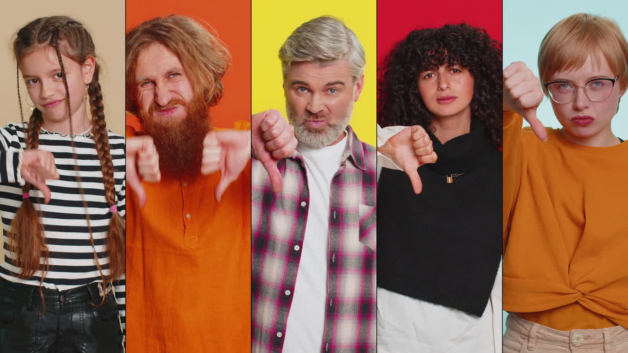 화가 나고 좌절 된 다양한 사람들의 콜라지는 부정적 인 피드백을 내려줍니다.