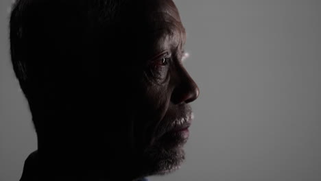 Hermoso-Retrato-De-Estudio-De-Hombre-Negro-Africano