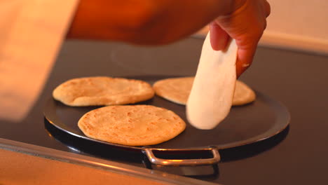 Making-tortillas-in-guatemalan-home