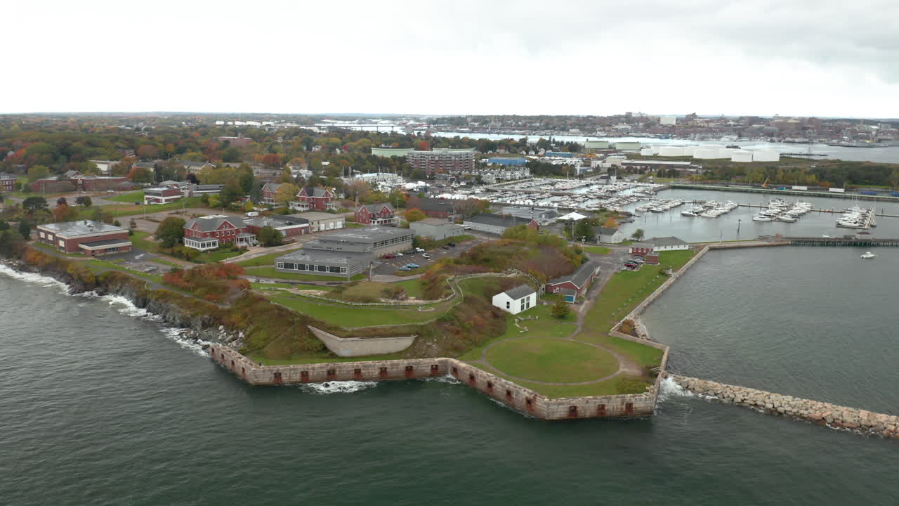 남부 메인 커뮤니티 칼리지의 멋진 공중 촬영