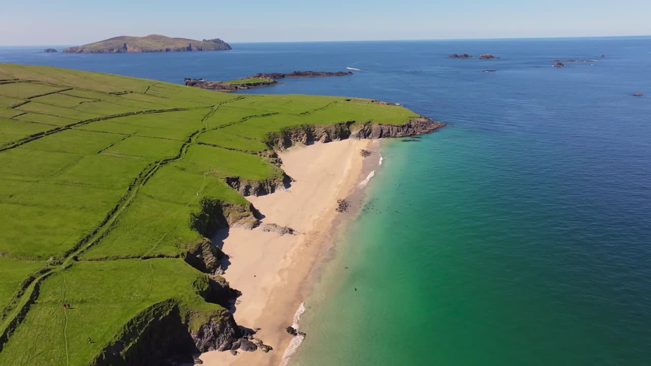 Seals chilling out in Blasket Islands 4K Cinematic Drone Footage - Dingle Co.Kerry - Ireland 05.10