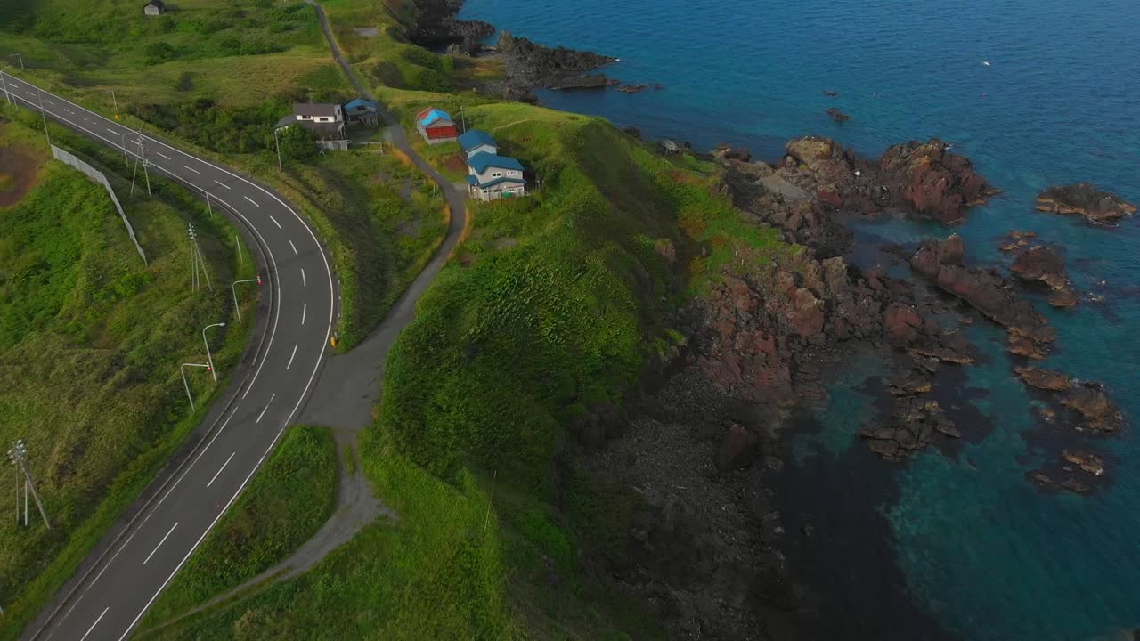 리시리섬 해안도로와 해안선