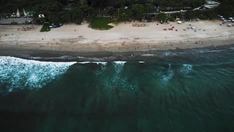 美麗的kuta,seminyak和雙六海灘無人機拍攝在巴厘島