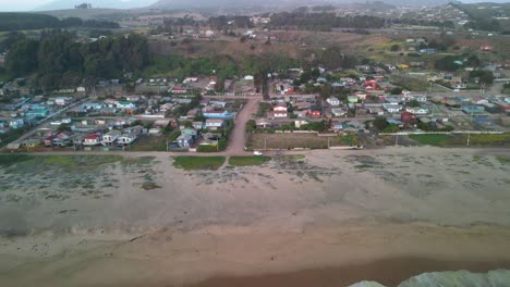 beach-on-the-northern-coast-of-Chile,-Pichicuy-Beach,-Valparaiso-region,-country-of-Chile