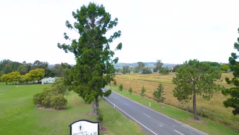 Willkommen-Im-Boonah-Schild-Im-Scenic-Rim-In-Der-Nähe-Von-Brisbane-In-Australien