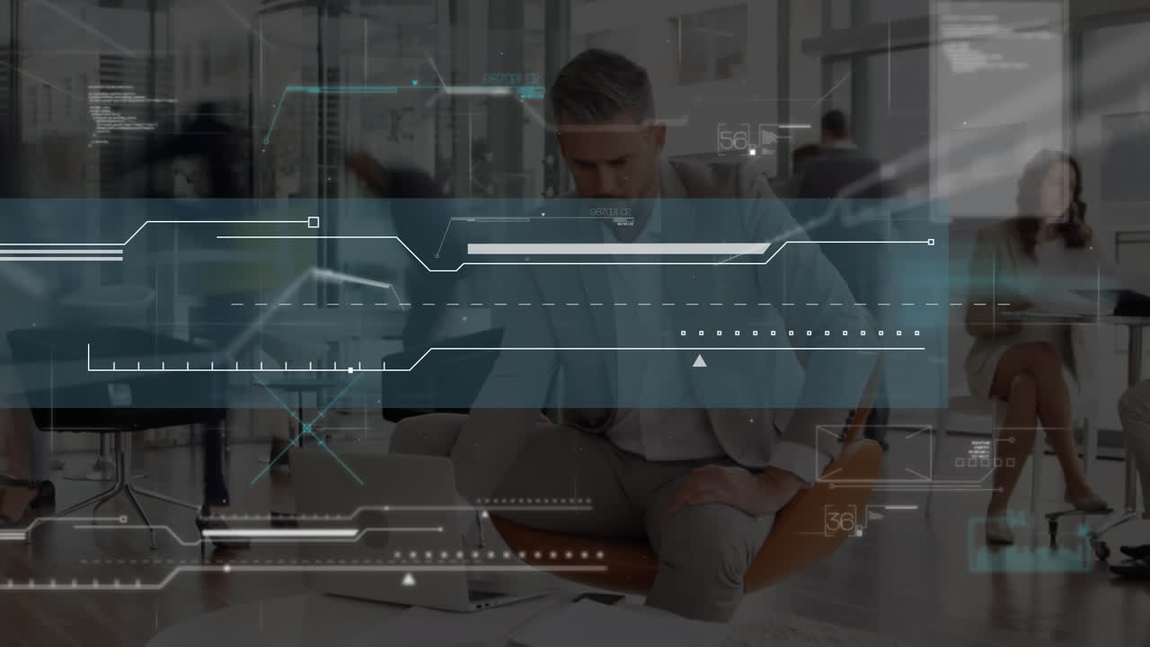 animación del procesamiento de datos sobre personas de negocios en una oficina ocupada
