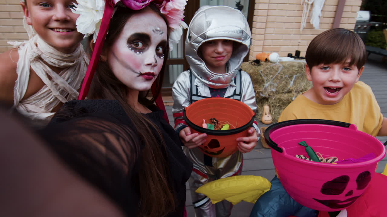 할로윈에 아이들