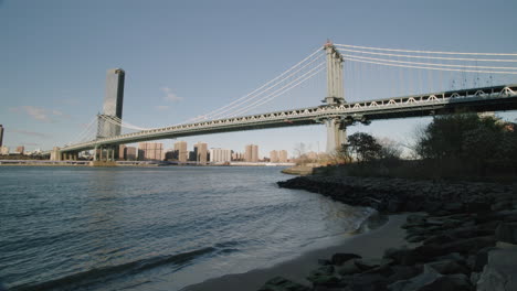 the manhattan bridge new york city at golden hour