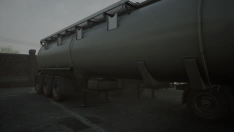 fuel truck for transport fuel to petrochemical oil refinery