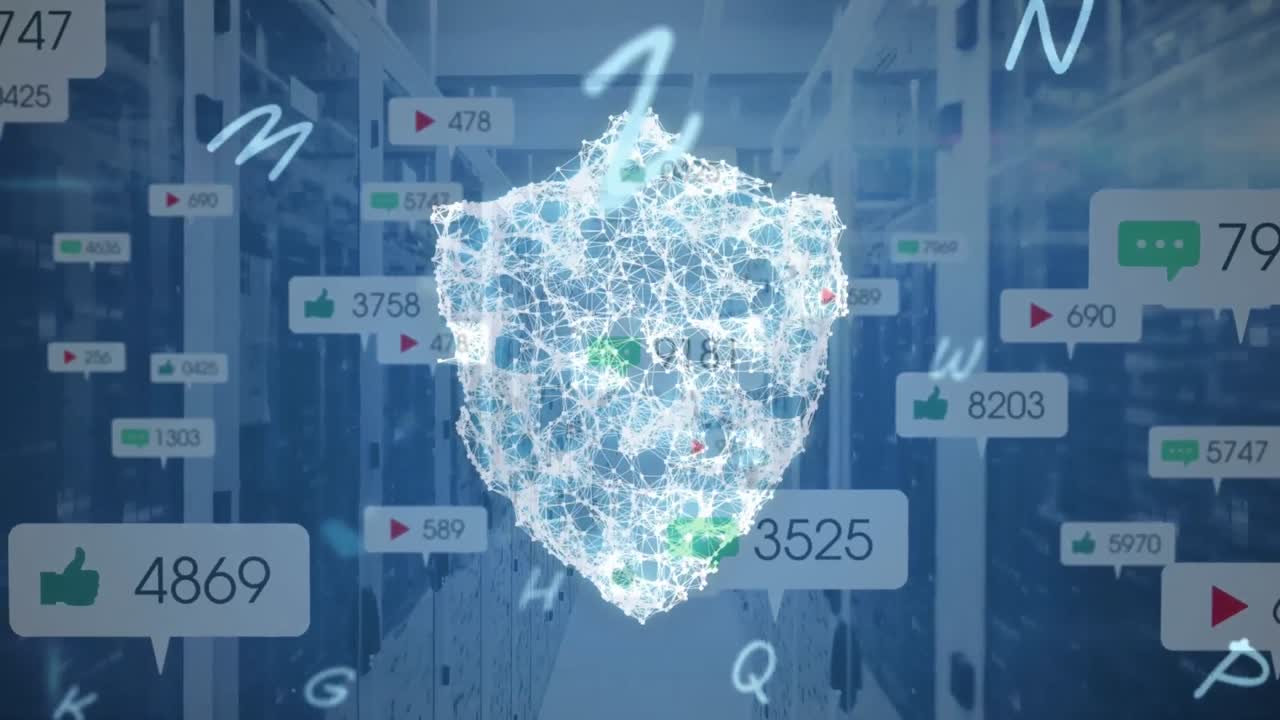 컴퓨터 서버 위에 떨어지는 숫자의 애니메이션과 보안 방패