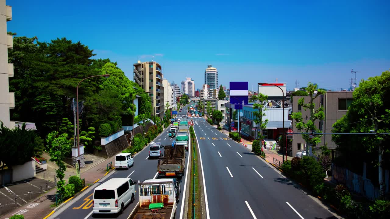 도쿄의 도시 거리에서 교통체증의 타임스 화면