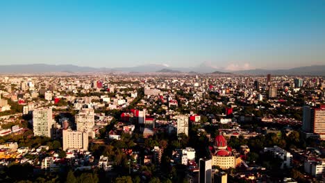 Mexiko-Stadt-Vulkane-Vom-Chapultepec-Wald-Aus-Gesehen
