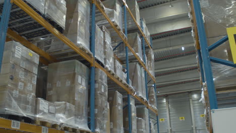 Tilt-up-of-high-rack-in-industrial-warehouse