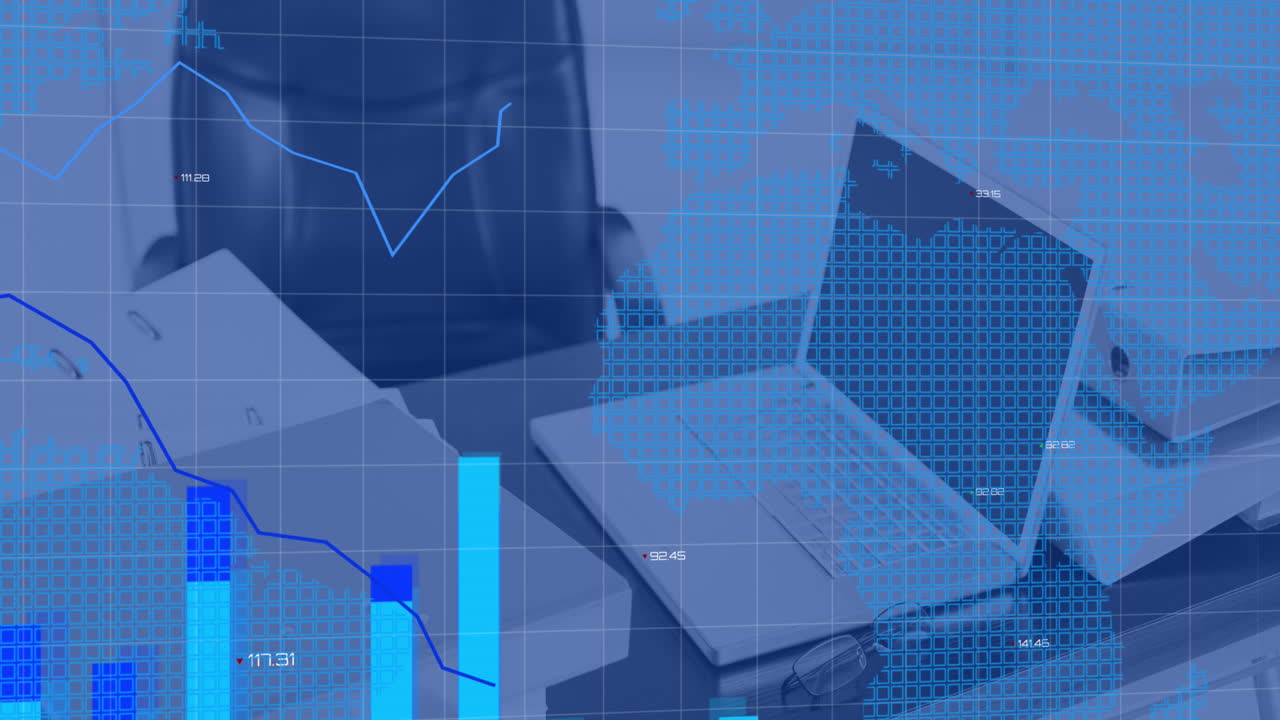 animación del procesamiento de datos financieros sobre personas de negocios que trabajan en la oficina