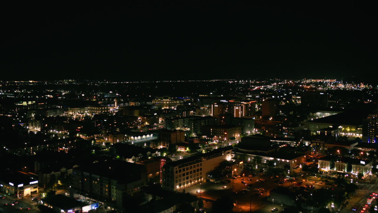 городской пейзаж ночью