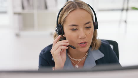 Help,-advice-and-woman-in-a-call-center