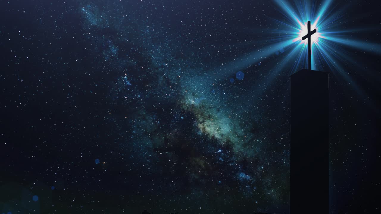 은하수 배경으로 십자가