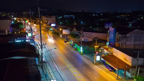 noche iluminada isla de phuket carretera principal de tráfico techo panorama 4k lapso de tiempo tailandia