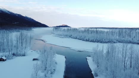 Imágenes-Aéreas-De-4k-De-La-Carrera-De-Cola-De-Eklutna