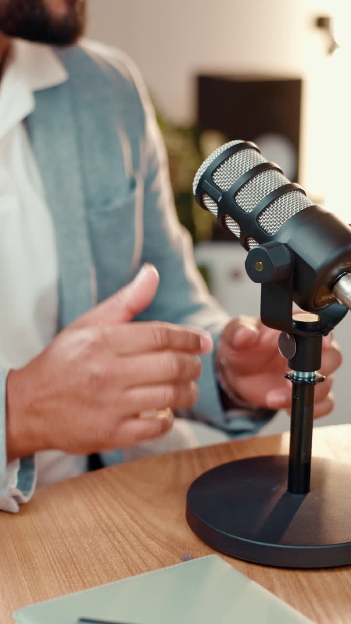 Sessione di registrazione del podcast