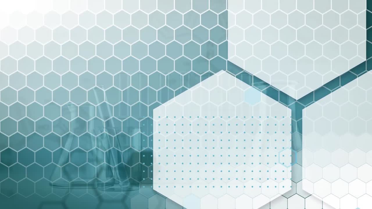 animación de hexágonos y fórmulas químicas sobre gafas de laboratorio