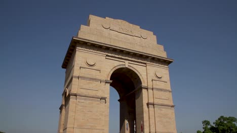 pan left to right of india gate in new delhi, india