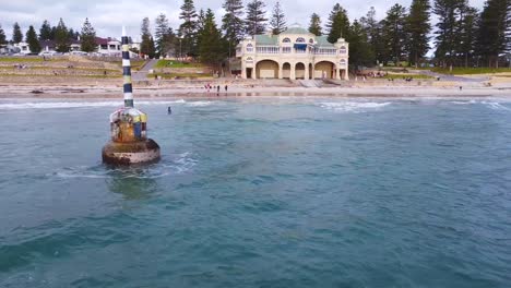 코트슬로 해변 벨에서 인디애나 차 하우스 클로즈업 퍼스 (perth, wa)